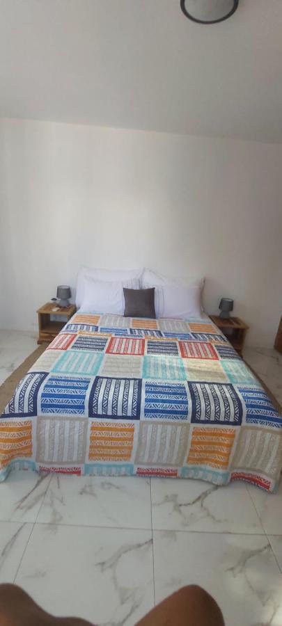 Residence Au Bout Du Morne 르몬 외부 사진