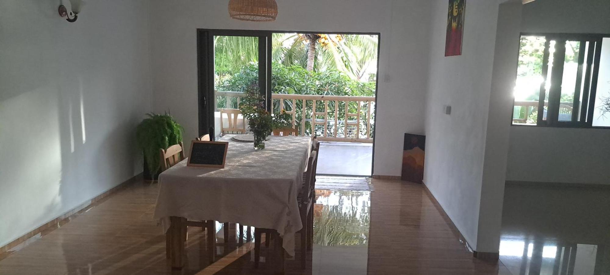 Residence Au Bout Du Morne 르몬 외부 사진