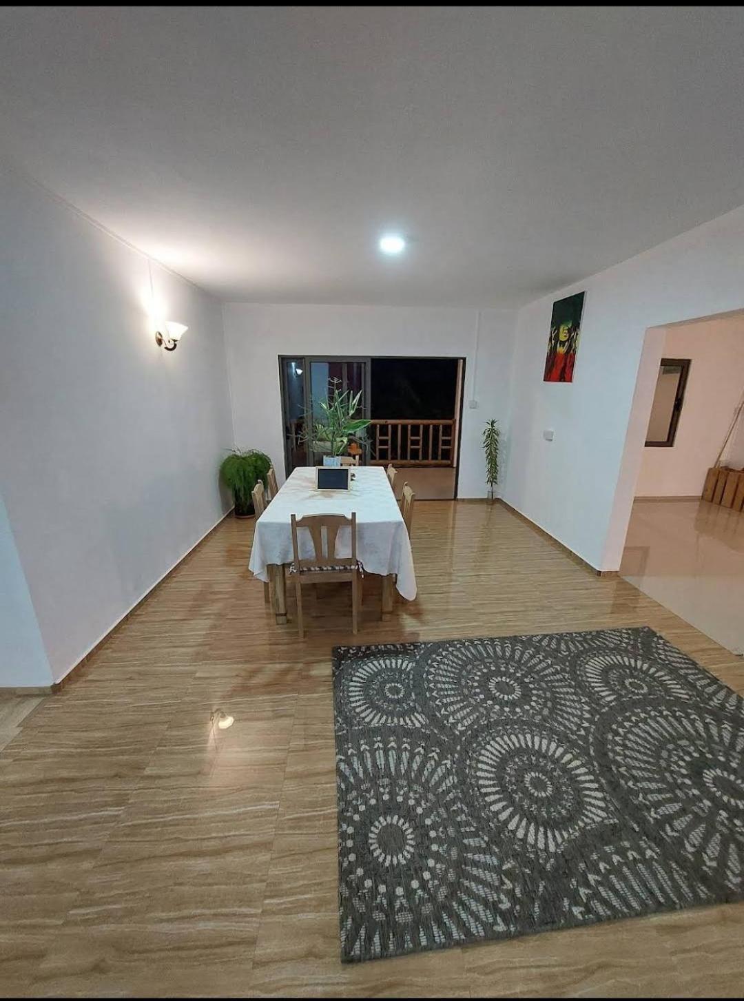 Residence Au Bout Du Morne 르몬 외부 사진